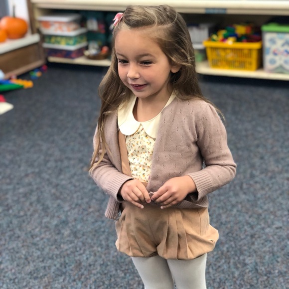 Meet your Posher, Aja - Picture 8 of 12